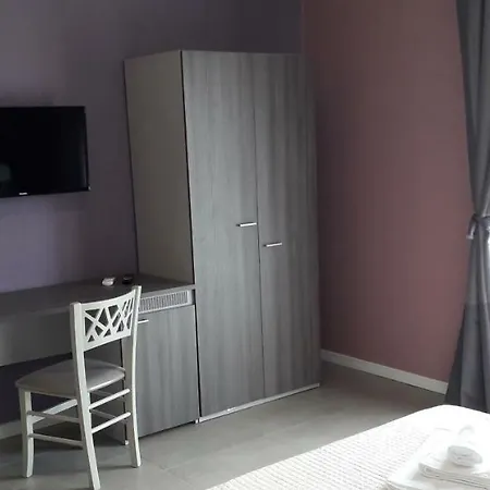 Alojamento de Acomodação e Pequeno-almoço Borgo Palombaio 2 *